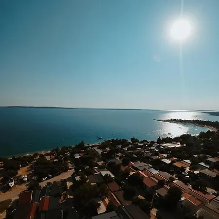 Val Кемпинг *