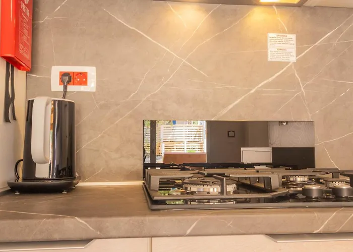 Val Кемпинг *